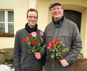 Rosen verteilen in Tessin