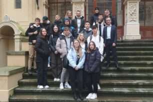 Schüler aus Sanitz zu Besuch im Landtag Schüler aus Sanitz zu Besuch im Landtag