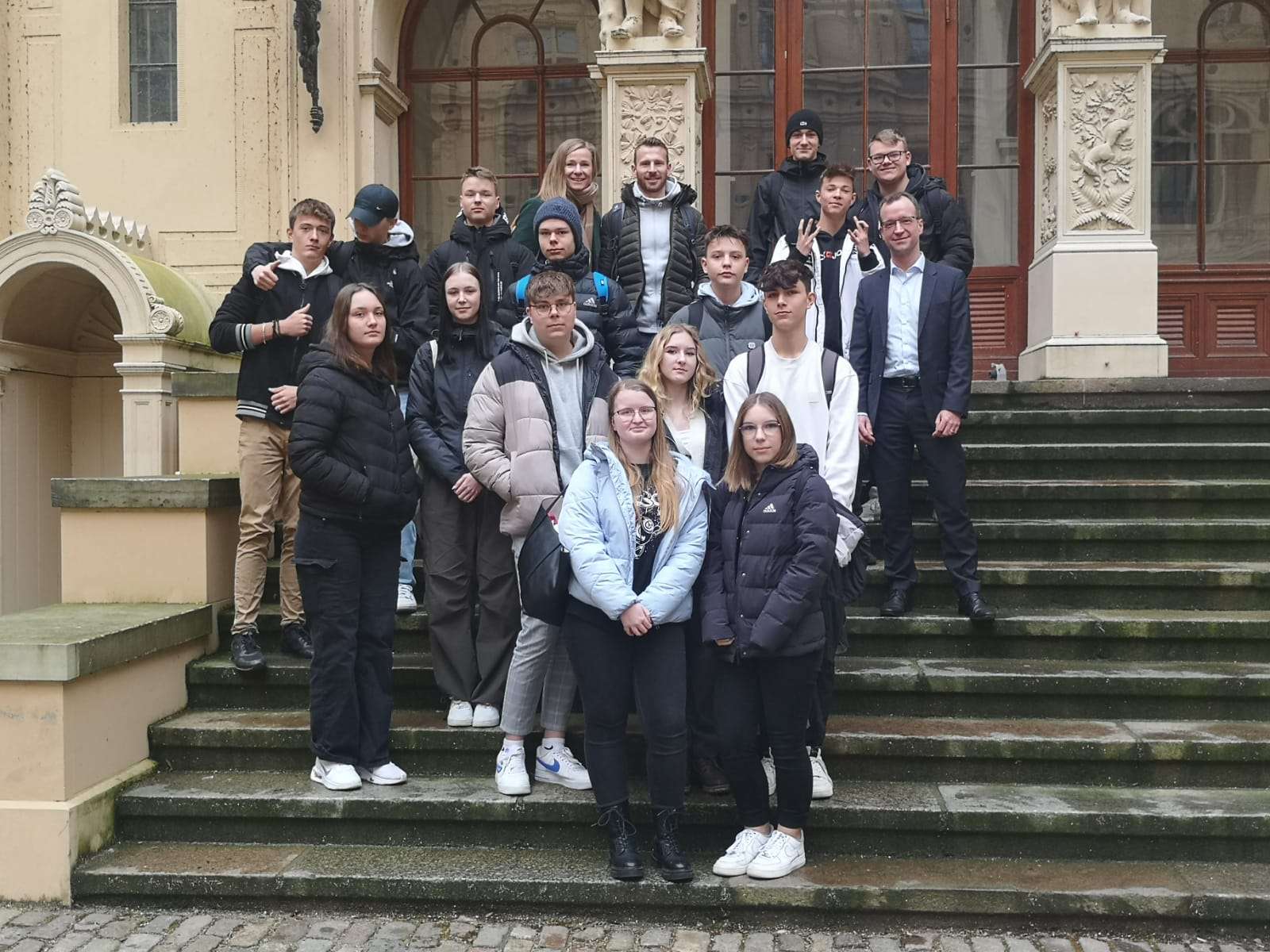 Schüler aus Sanitz zu Besuch im Landtag